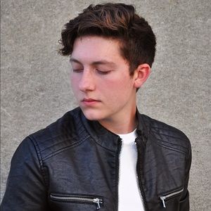 Meet your Posher, Blake